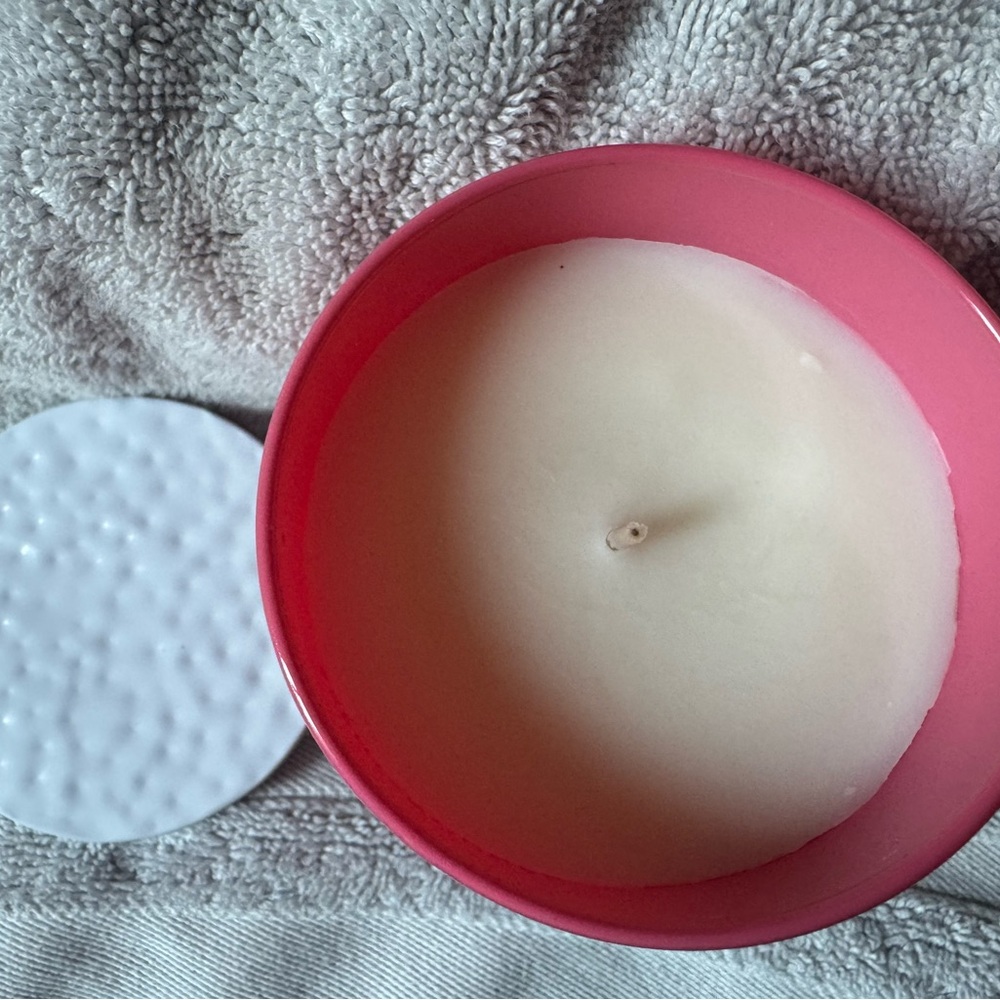 Pink Scented Candle - Picture 2 of 4